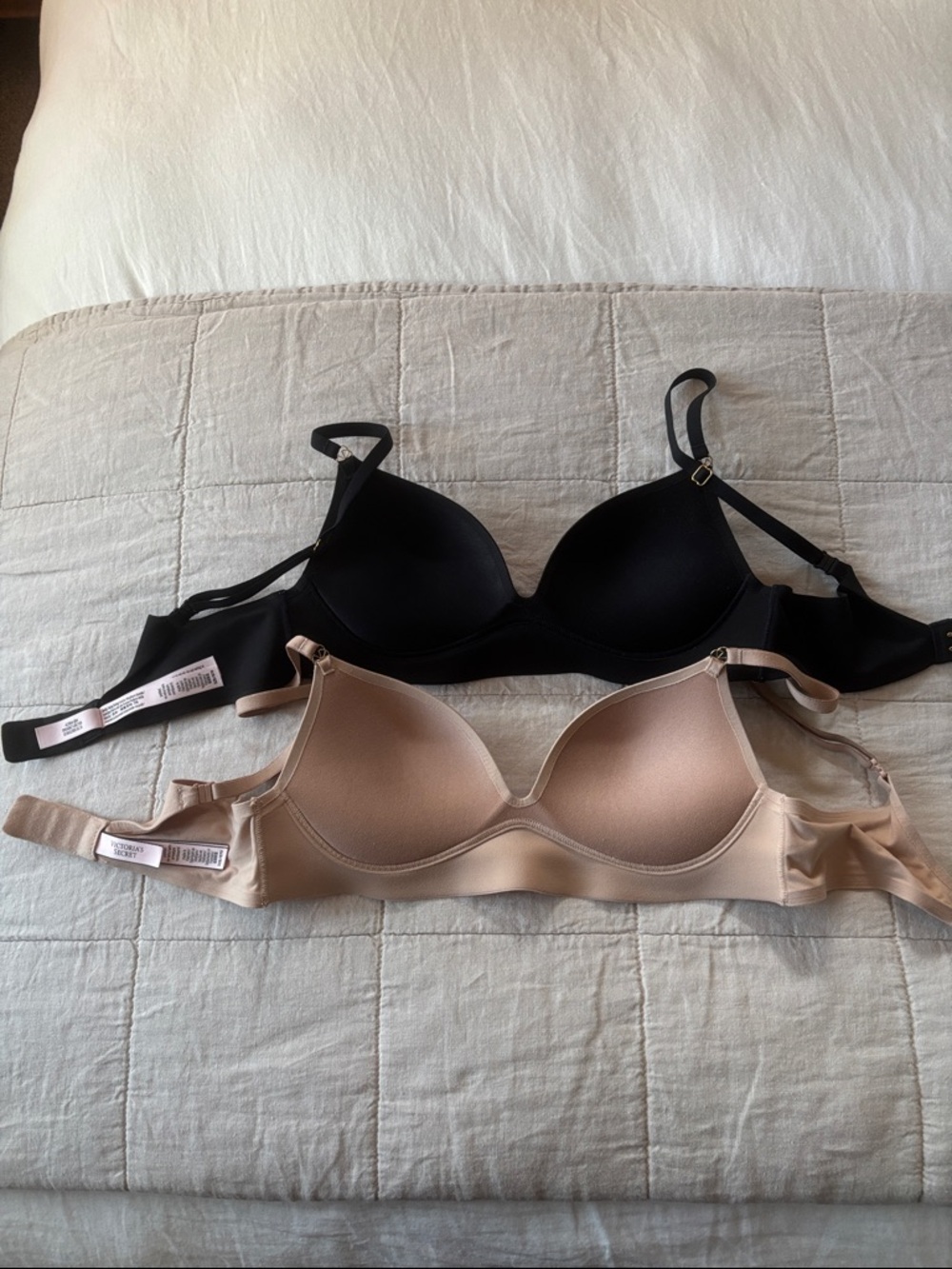 Victoria's Secret Wireless Bras - Black & Nude - Picture 5 of 7